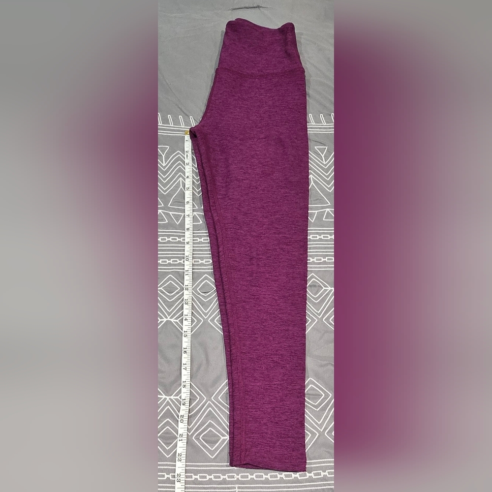 Beyond Yoga High Waisted Leggings In Heather Magenta Size Small - Picture 3 of 8